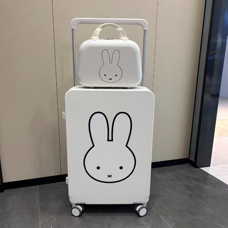 Новый креативный чемодан Miffy – обзор и цена Luggage Cover Protector
